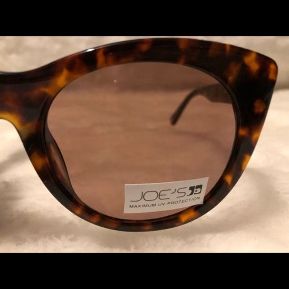 Joe’s Jeans Women’s Tortoise Sunglasses NWT - Picture 3 of 6